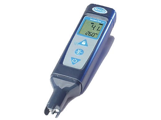 The AquaChek Pocket Pro Salinity Tester offers a clear LCD screen, providing precise readings for salinity and temperature, ensuring accurate results for your testing needs.