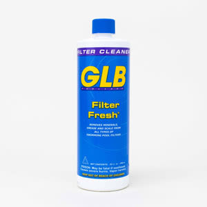 A 32 oz bottle of GLB Filter Fresh Cartridge Cleaner (71010), designed to remove debris and scale buildup in pool and spa filters. Brand: GLB. Available in cases of 12 bottles.